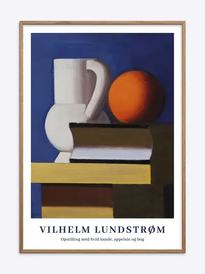 Vilhelm Lundstrøm Opstilling med hvid kande, appelsin og bog plakat